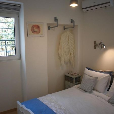 Aroura Homes Garden House 2Br 2Ba Free Parking アテネ エクステリア 写真