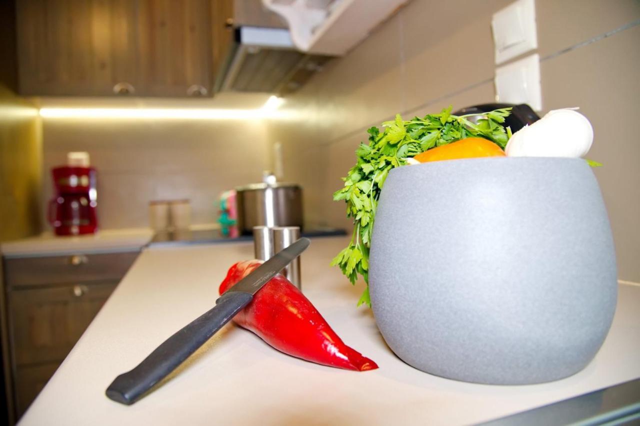 Aroura Homes Garden House 2Br 2Ba Free Parking アテネ エクステリア 写真