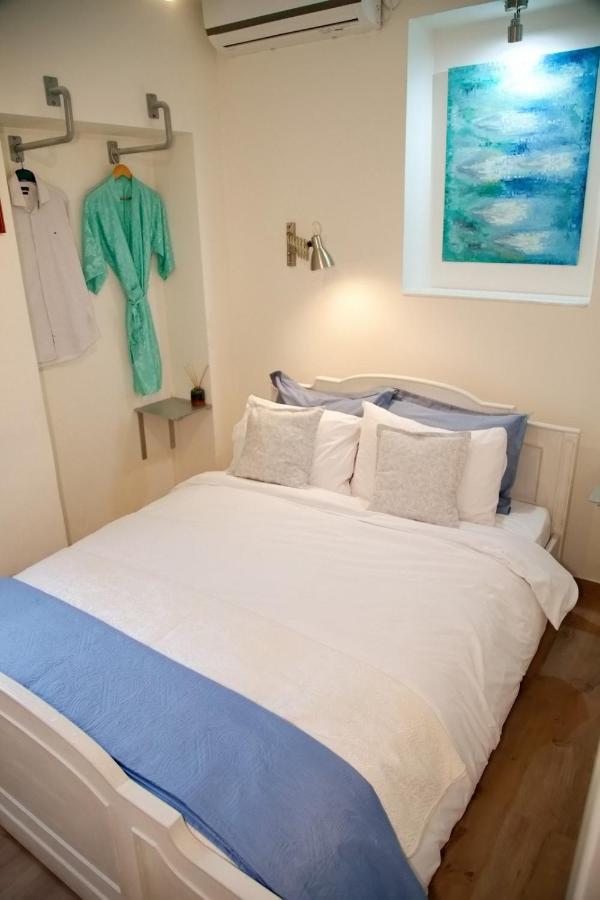 Aroura Homes Garden House 2Br 2Ba Free Parking アテネ エクステリア 写真
